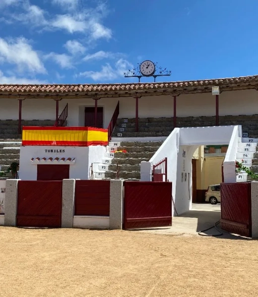 PLAZA-DE-TOROS